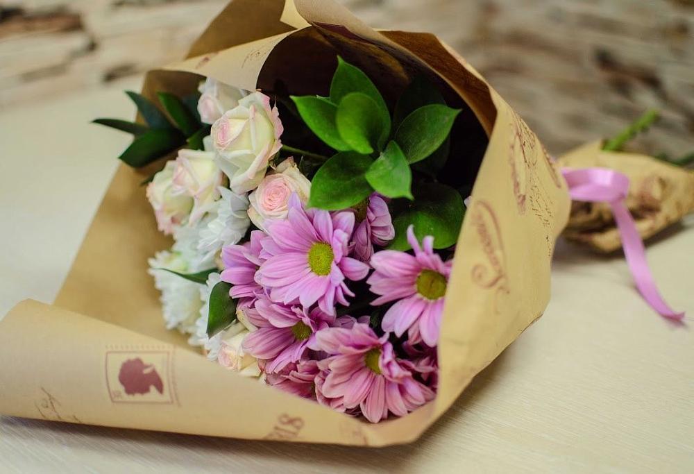 Букет цветов из: Розы и Хризантемы в Вырубово