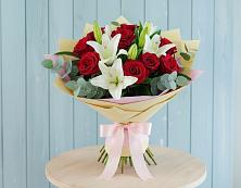 Букет цветов из:  Лилии и Розы #REPLACE_PRED# Вырубово