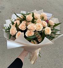 Букет Кремовые розы Латте в Вырубово