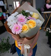 Букет цветов из:  Герберы, Розы и Хризантемы в Вырубово