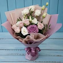Букет цветов из:  Розы и Лизиантусы в Вырубово