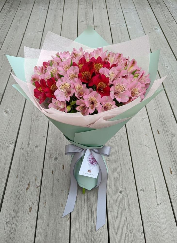 Букет цветов из: Альстромерии в Вырубово