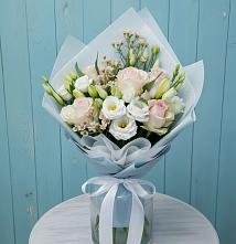 Букет цветов из:  Розы и Лизиантусы в Вырубово