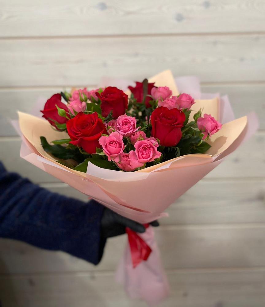 Букет цветов из: Розы в Вырубово