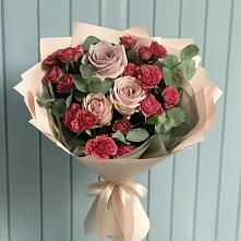 Букет цветов из:  Гвоздики и Розы в Вырубово