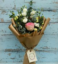 Букет цветов из:  Розы и Лизиантусы #REPLACE_PRED# Вырубово